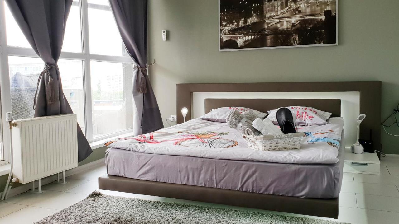 Sky Loft Sofia Apartment ภายนอก รูปภาพ