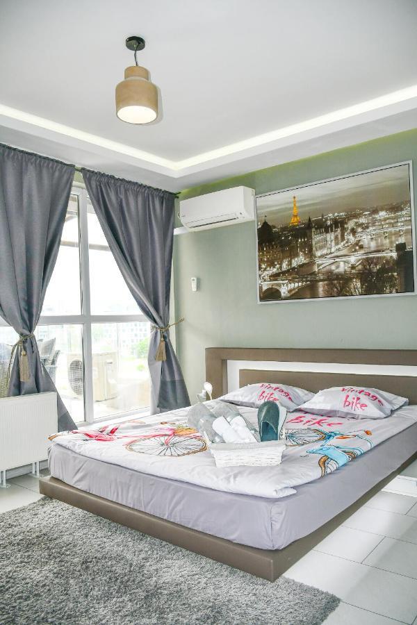 Sky Loft Sofia Apartment ภายนอก รูปภาพ